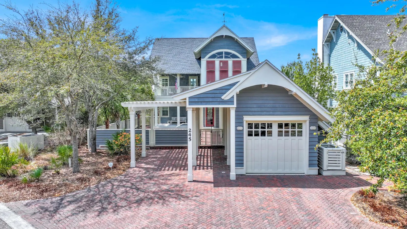 Photo of Listing #972982