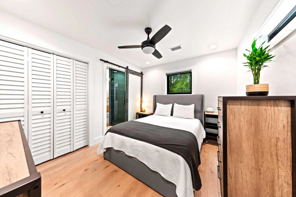 24 of 50 - 99 S 3rd Street, Santa Rosa Beach, FL