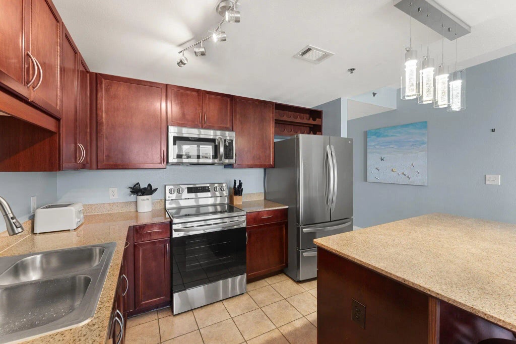 9 of 79 - 9860 S Thomas Drive 726, Panama City Beach, FL