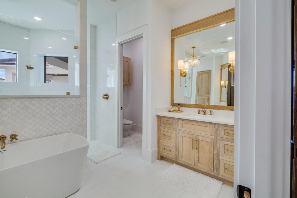 108 of 143 - 602 Lagoon Dr Drive, Destin, FL