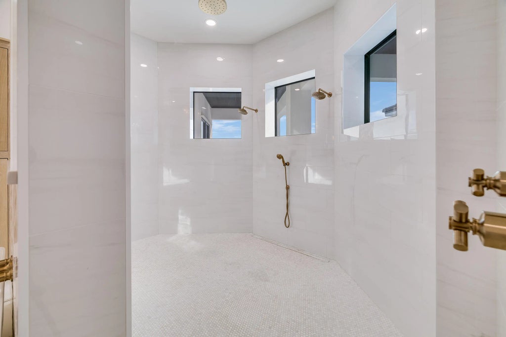 110 of 143 - 602 Lagoon Dr Drive, Destin, FL