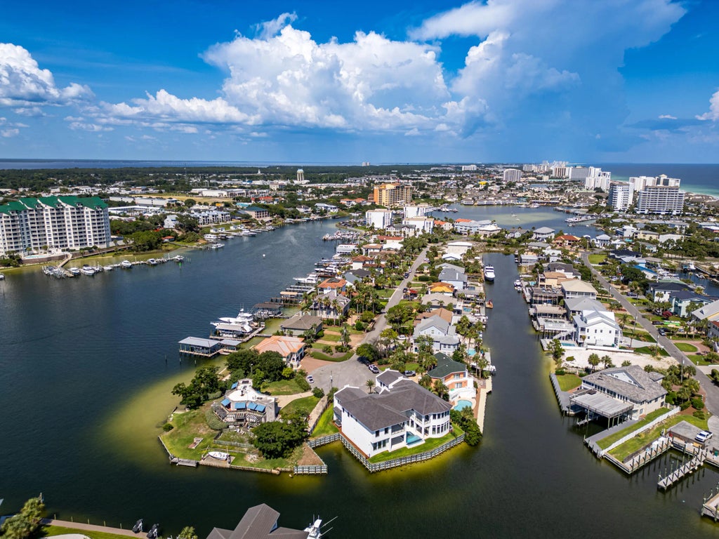 137 of 143 - 602 Lagoon Dr Drive, Destin, FL