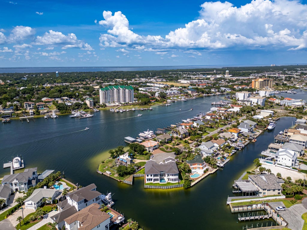 139 of 143 - 602 Lagoon Dr Drive, Destin, FL