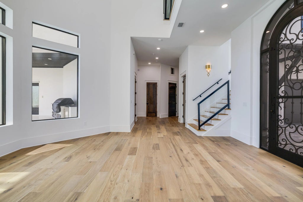 19 of 143 - 602 Lagoon Dr Drive, Destin, FL