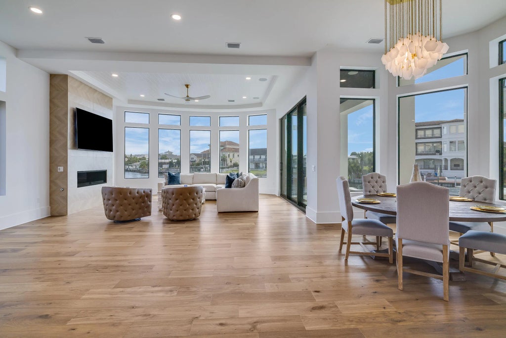 37 of 143 - 602 Lagoon Dr Drive, Destin, FL