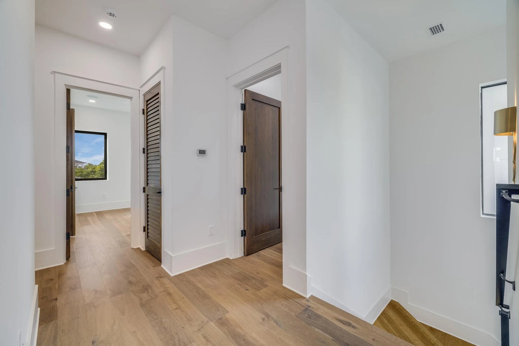 71 of 143 - 602 Lagoon Dr Drive, Destin, FL