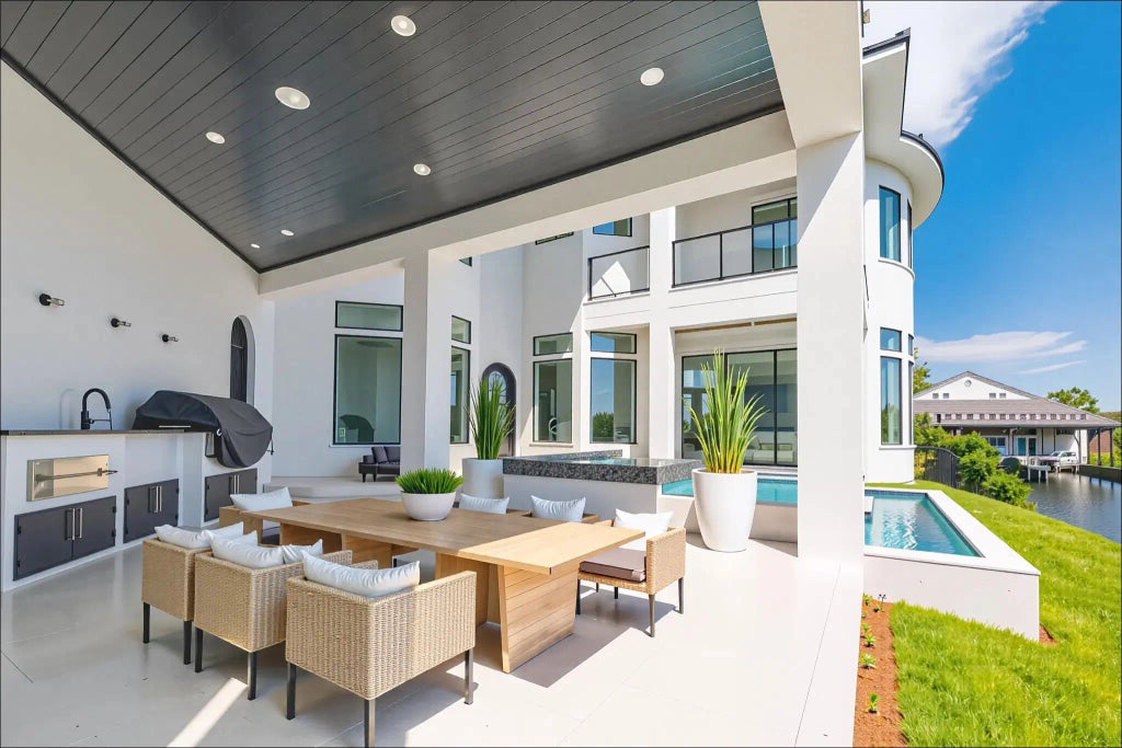 8 of 143 - 602 Lagoon Dr Drive, Destin, FL