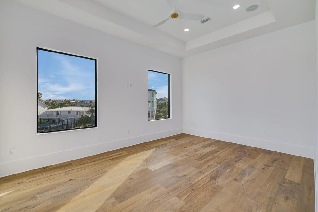 87 of 143 - 602 Lagoon Dr Drive, Destin, FL