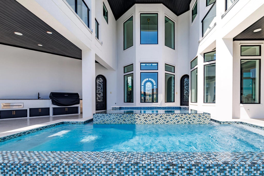 9 of 143 - 602 Lagoon Dr Drive, Destin, FL