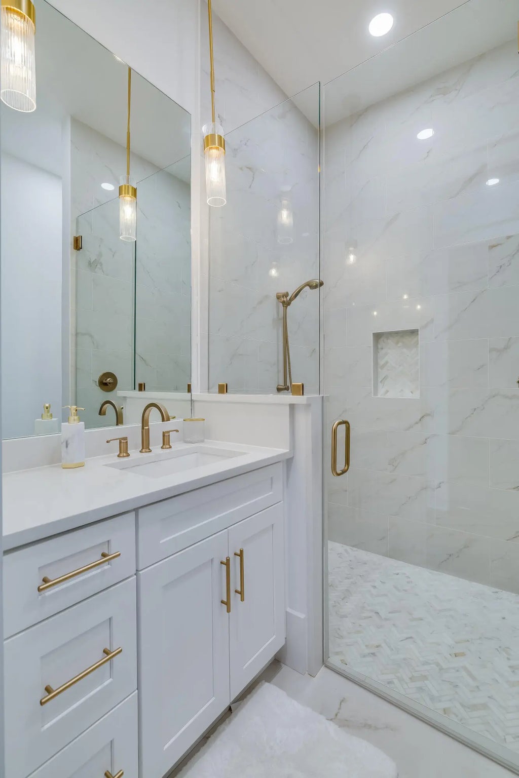 92 of 143 - 602 Lagoon Dr Drive, Destin, FL