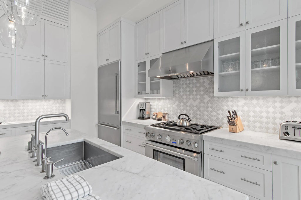 13 of 54 - 37 Sugar Loaf Alley, Alys Beach, FL