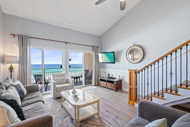 Photo of Listing #980522