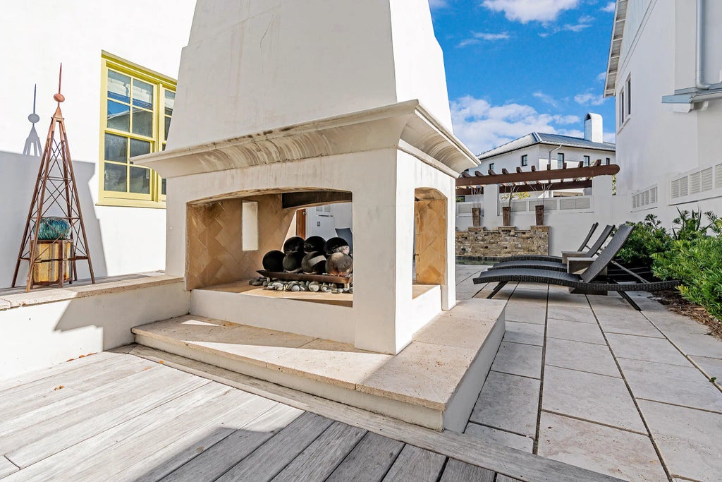 12 of 70 - 132 E Kingston Road, Rosemary Beach, FL