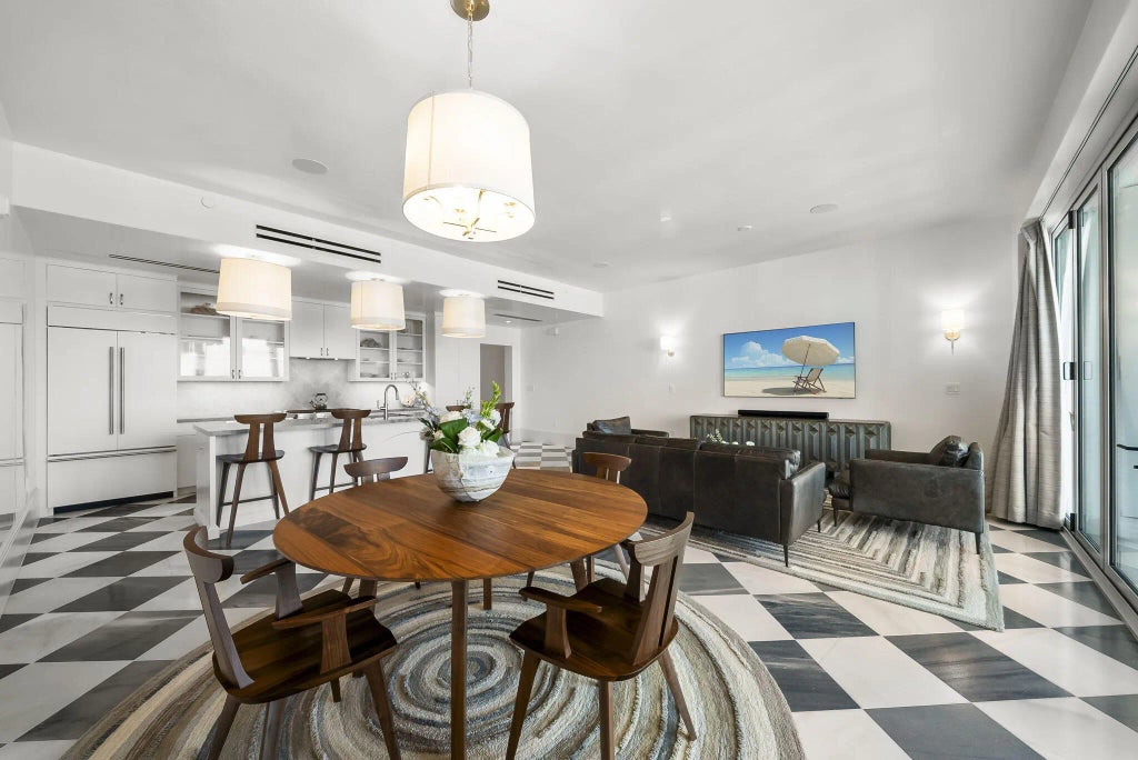 13 of 96 - 27 Admiralty Row 305, Alys Beach, FL