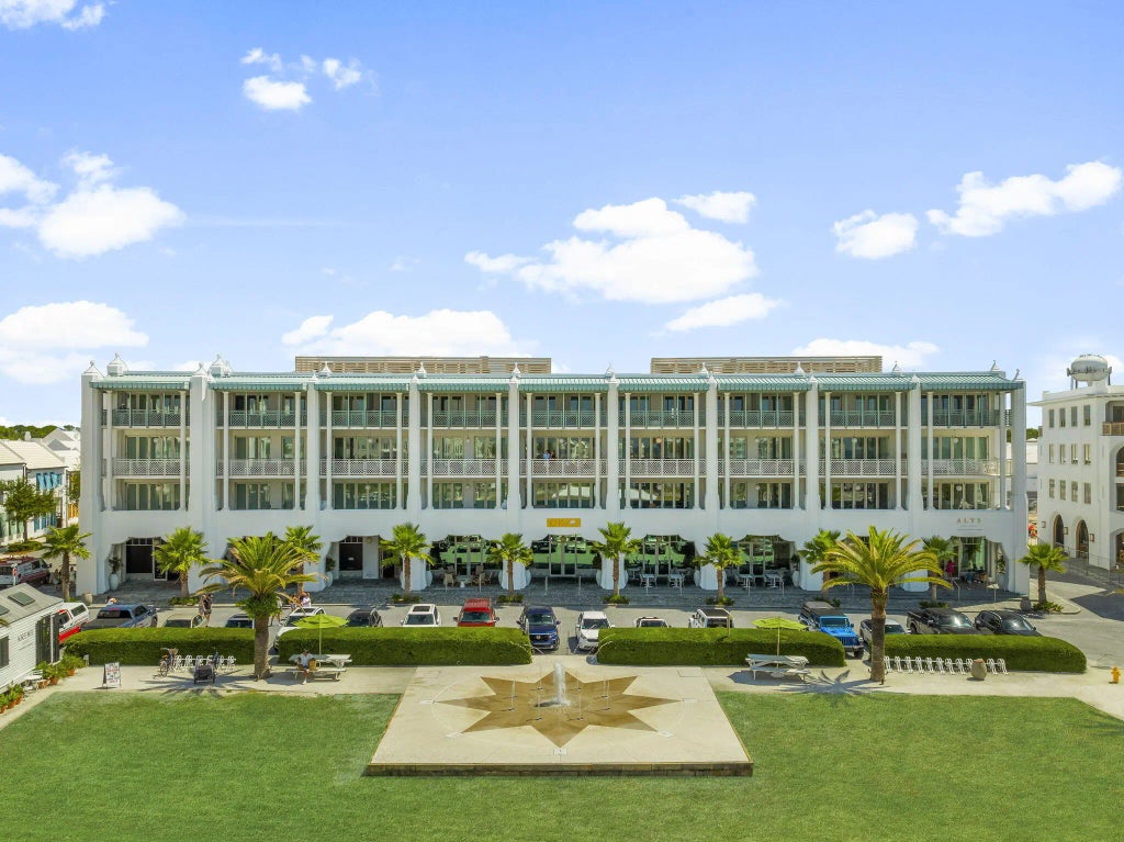 2 of 96 - 27 Admiralty Row 305, Alys Beach, FL