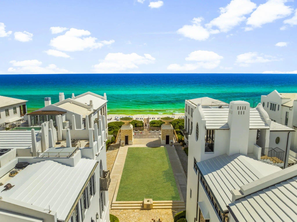 4 of 96 - 27 Admiralty Row 305, Alys Beach, FL