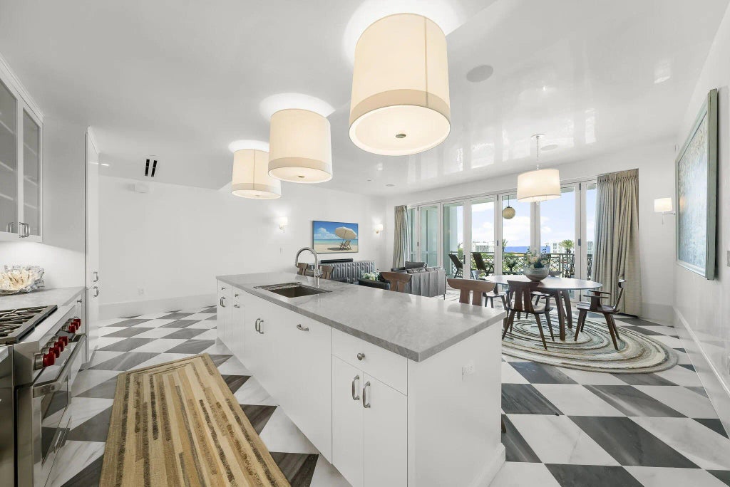 9 of 96 - 27 Admiralty Row 305, Alys Beach, FL