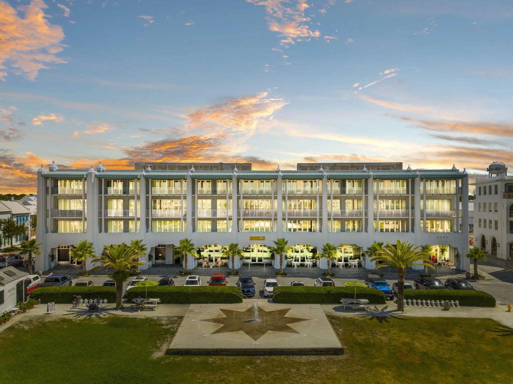 95 of 96 - 27 Admiralty Row 305, Alys Beach, FL