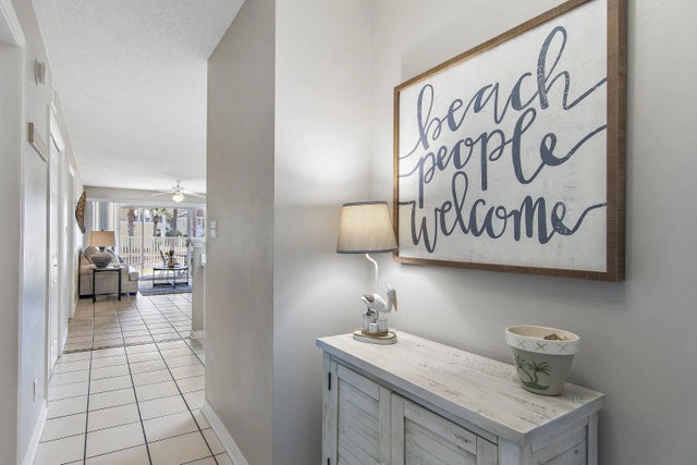 Photo of Listing #982099