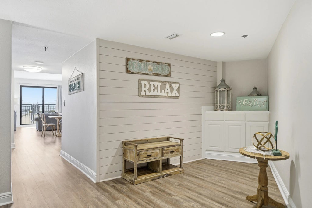 1040 Highway 98 Unit 112, Destin