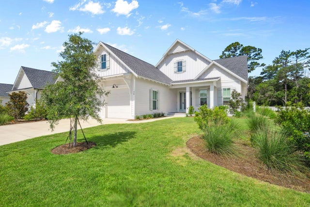 Photo of Listing #981396