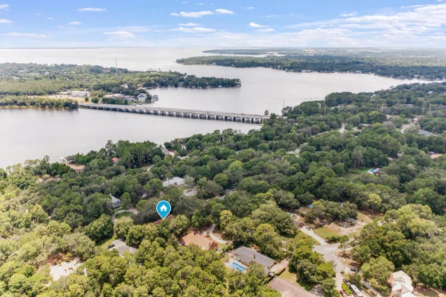 2601 Edgewater Drive, Niceville