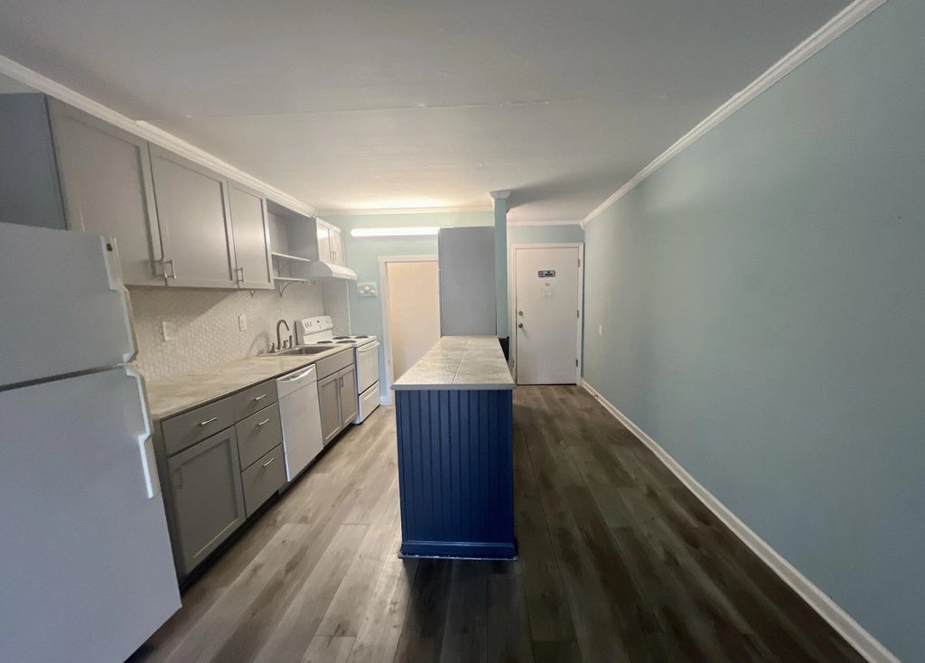 4 of 20 - 209 W Miracle Strip Parkway Apt A304, Mary Esther, FL