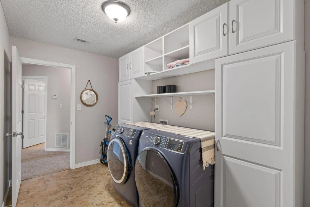 19 of 27 - 8505 Carlos Street, Navarre, FL