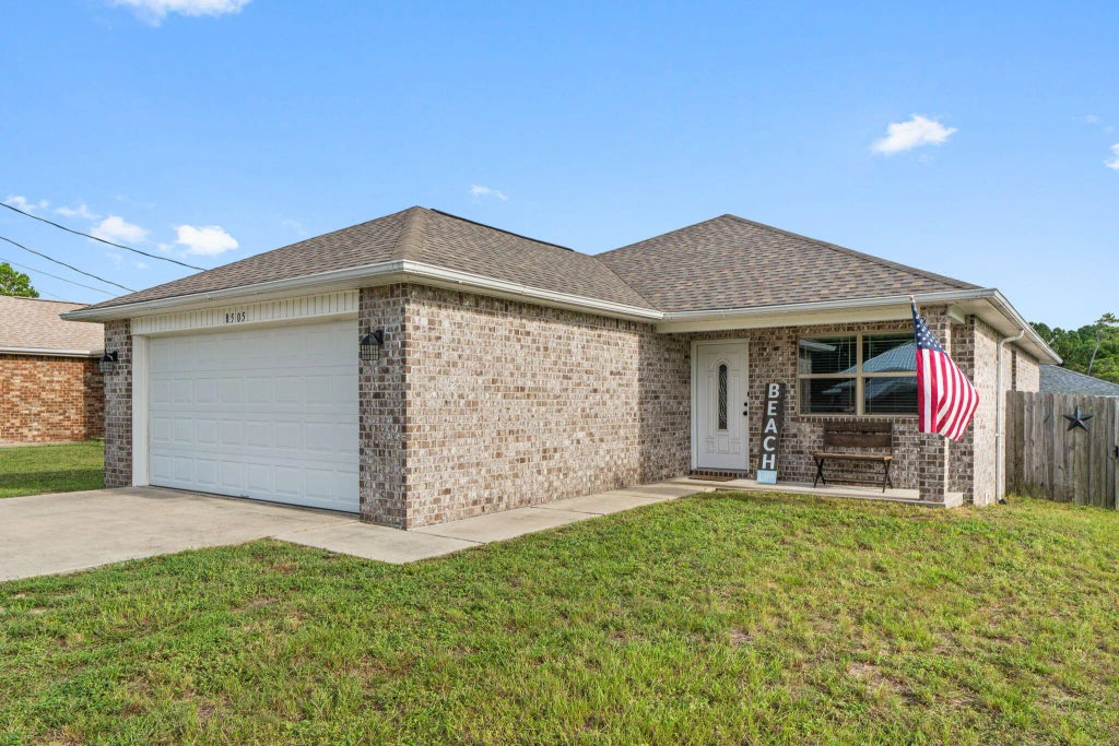 2 of 27 - 8505 Carlos Street, Navarre, FL