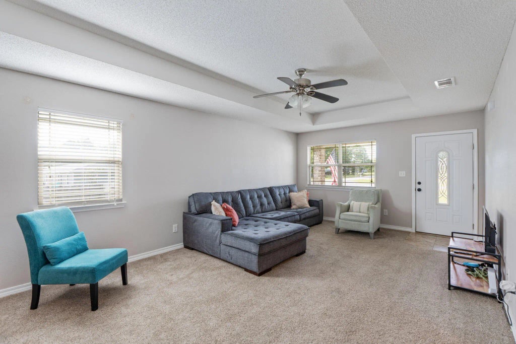 7 of 27 - 8505 Carlos Street, Navarre, FL