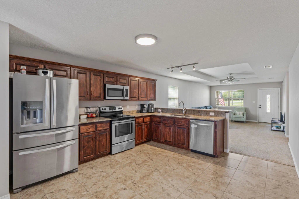 9 of 27 - 8505 Carlos Street, Navarre, FL