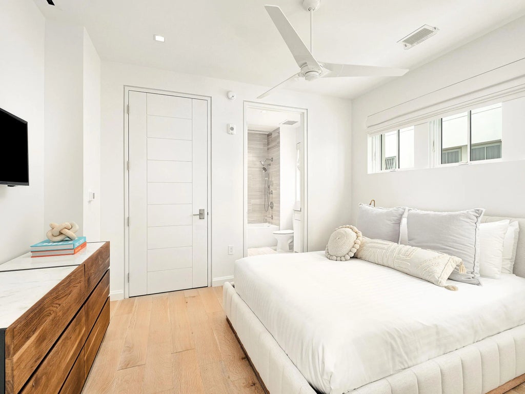 12 of 20 - 70 Governors Court C302, Alys Beach, FL