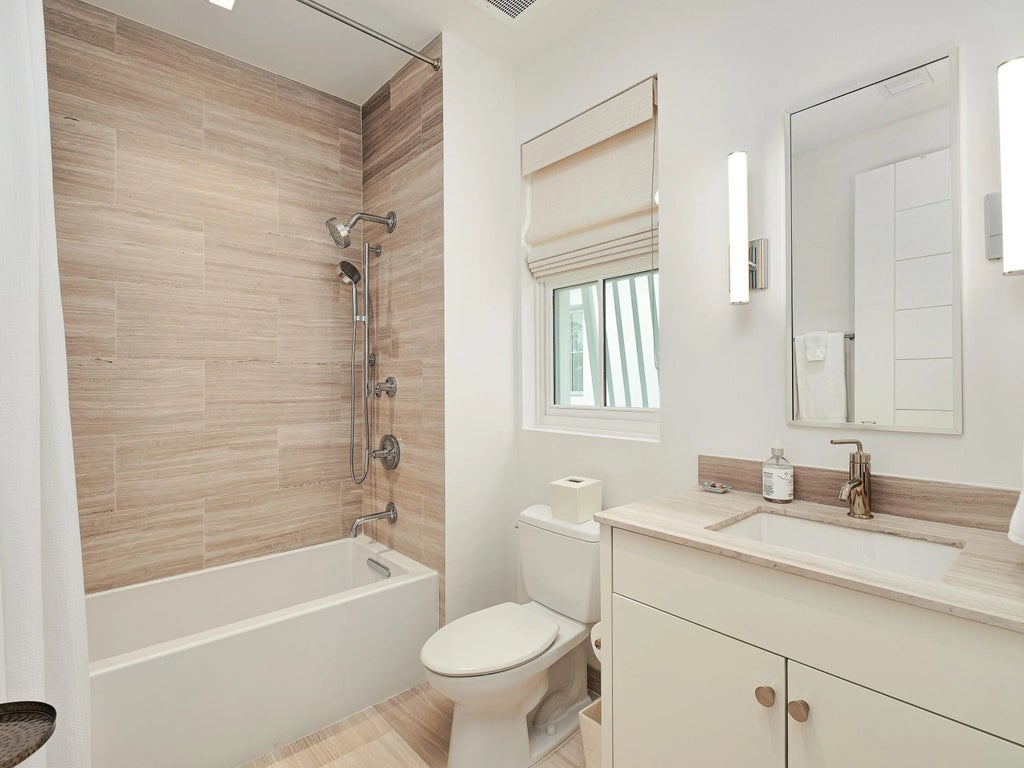 14 of 20 - 70 Governors Court C302, Alys Beach, FL