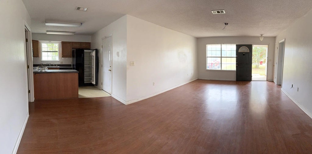 5 of 10 - 292 E North Avenue, Crestview, FL