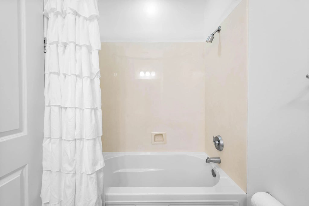 28 of 45 - 9961 E County Hwy 30a 205, Alys Beach, FL