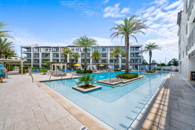 Photo of Listing #985045