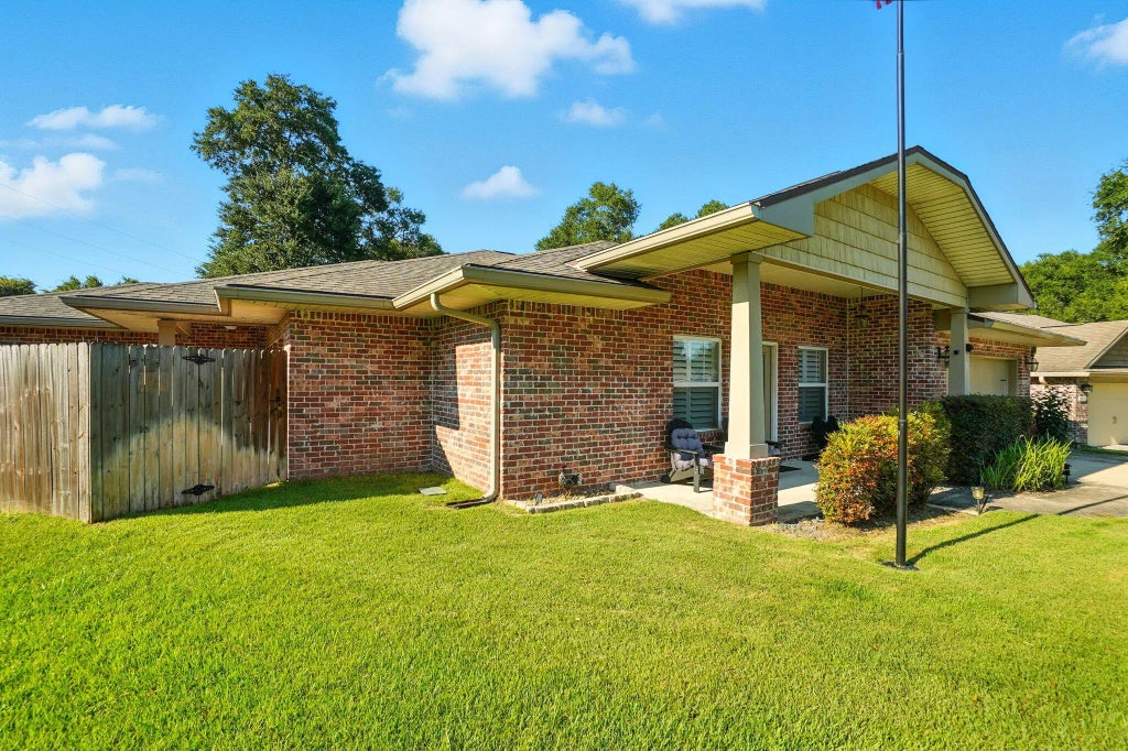 8 of 41 - 212 Eleases Crossing, Crestview, FL