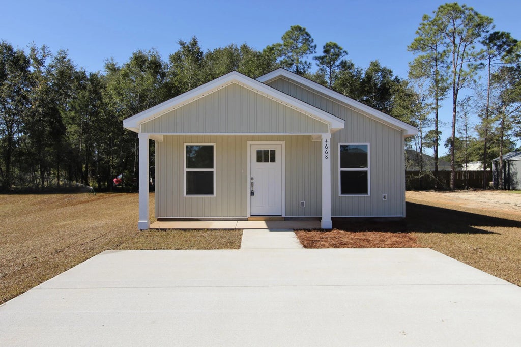 2 of 20 - 5654 Falcon Way, Crestview, FL