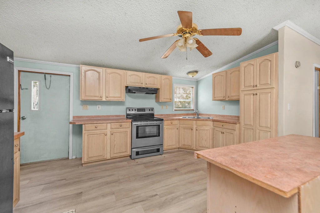 11 of 27 - 211 Evergreen Drive, Mary Esther, FL