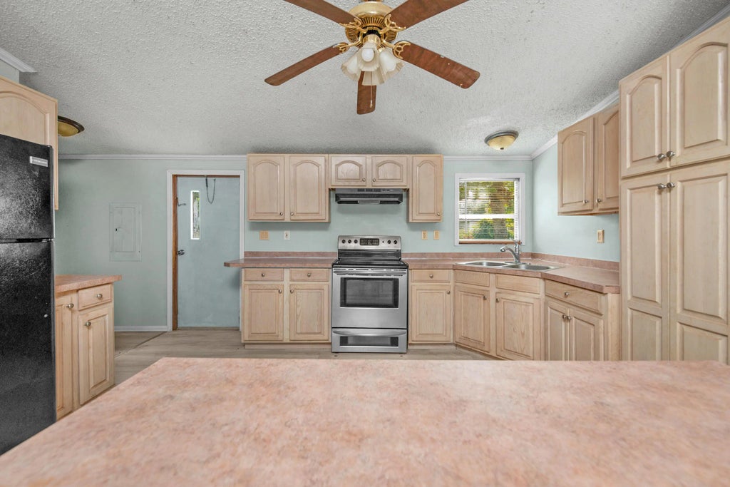 12 of 27 - 211 Evergreen Drive, Mary Esther, FL