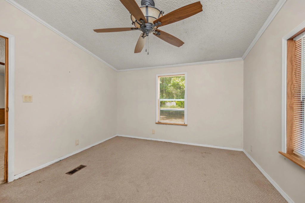 17 of 27 - 211 Evergreen Drive, Mary Esther, FL
