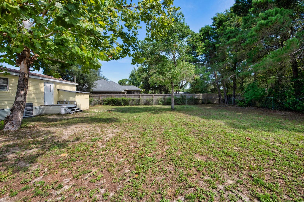 25 of 27 - 211 Evergreen Drive, Mary Esther, FL