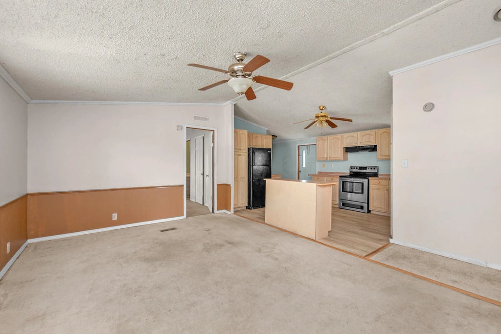 4 of 27 - 211 Evergreen Drive, Mary Esther, FL