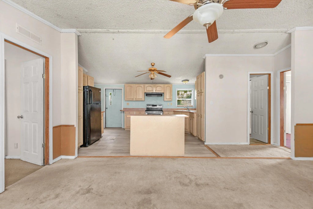 7 of 27 - 211 Evergreen Drive, Mary Esther, FL