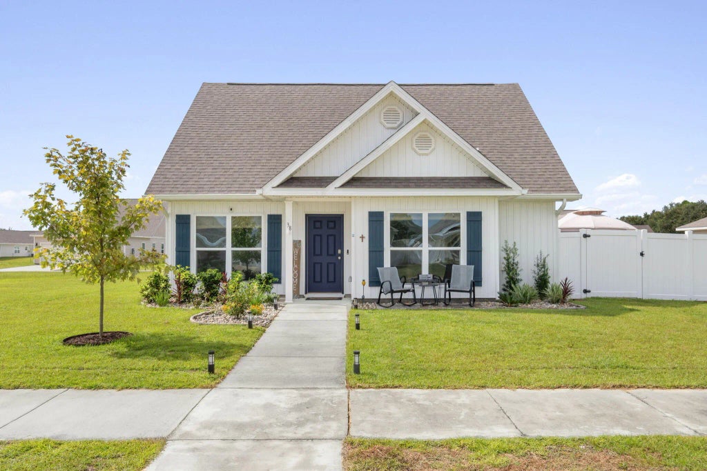 1 of 42 - 38 Silverthorn Street, Freeport, FL