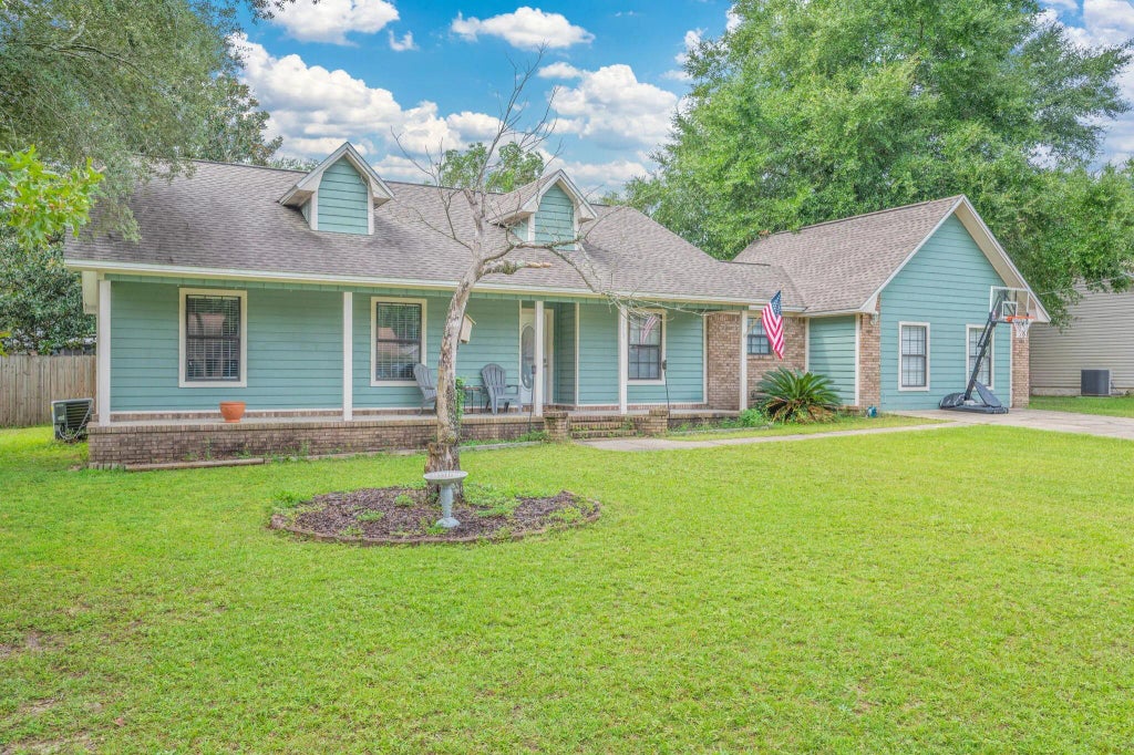 2 of 35 - 253 Grand Prix Drive, Crestview, FL