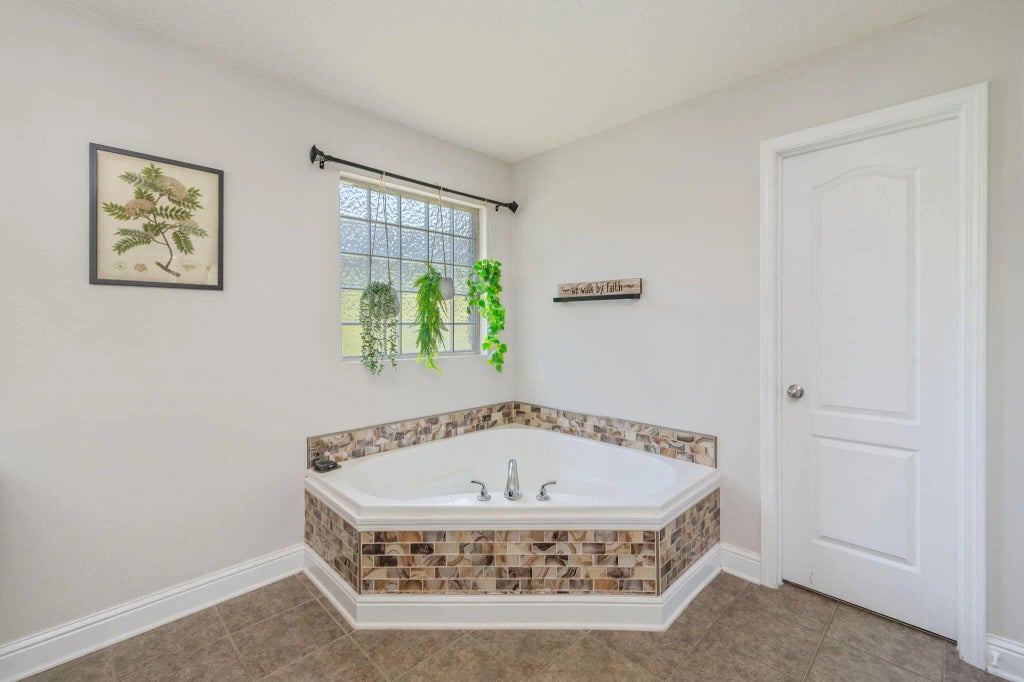 19 of 37 - 6277 Equine Drive, Crestview, FL