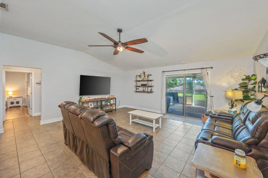 28 of 37 - 6277 Equine Drive, Crestview, FL