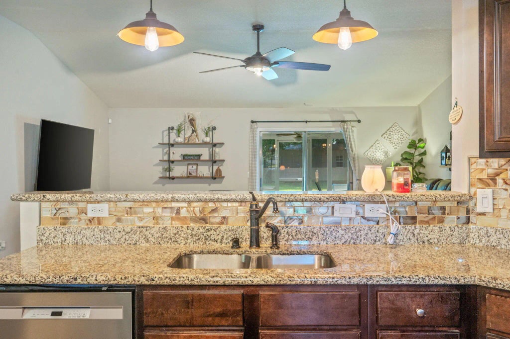 8 of 37 - 6277 Equine Drive, Crestview, FL