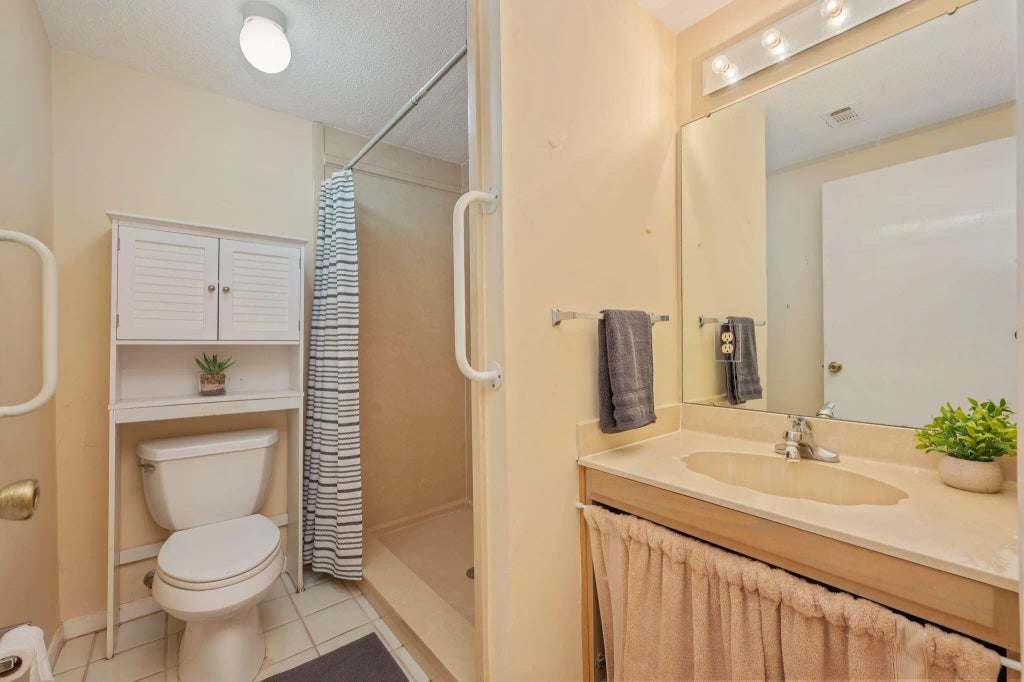 17 of 43 - 6070 W Dogwood Drive, Crestview, FL